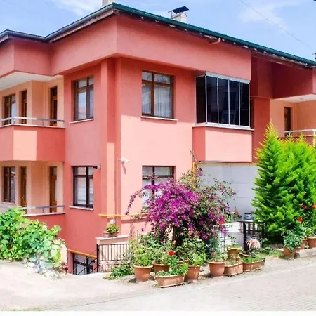 , Soeguetlue Apartment